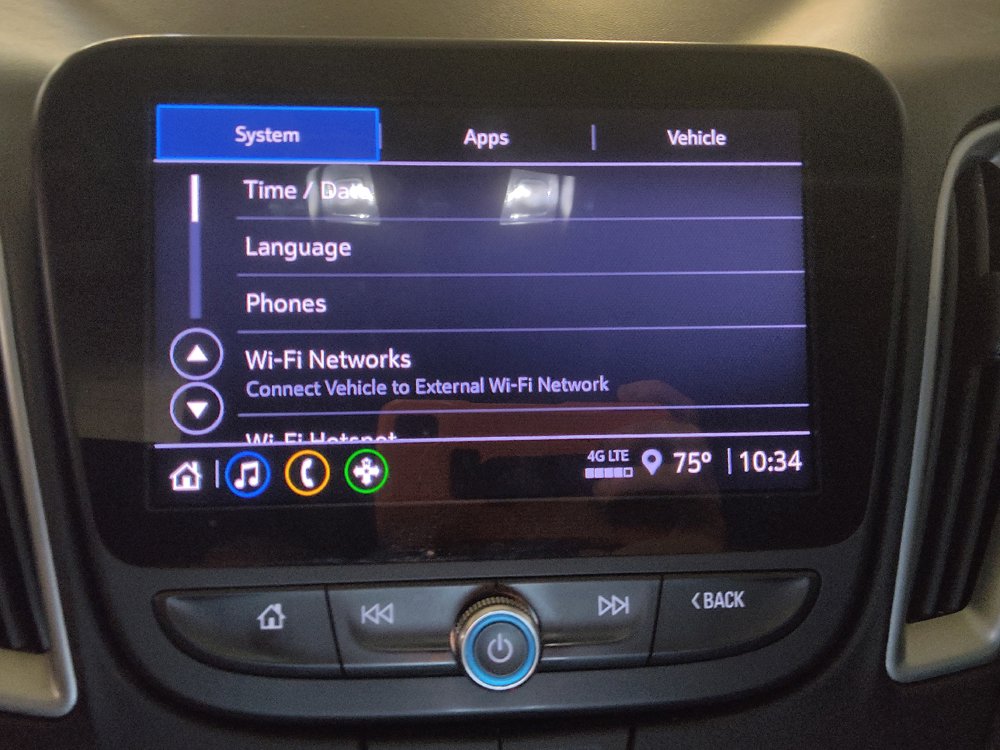 Used 2023 Chevrolet Malibu LS FWD image 25