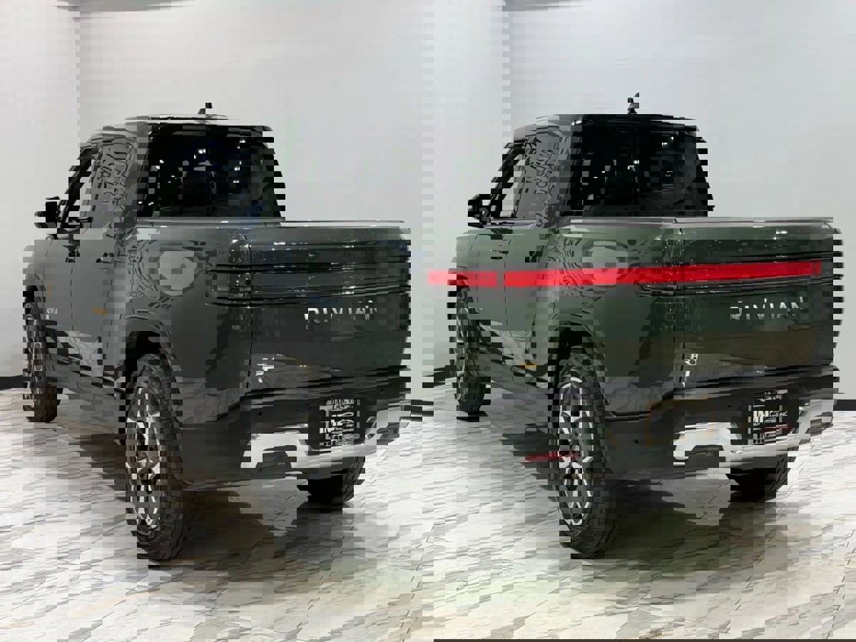 Used 2022 Rivian R1T Adventure image 8