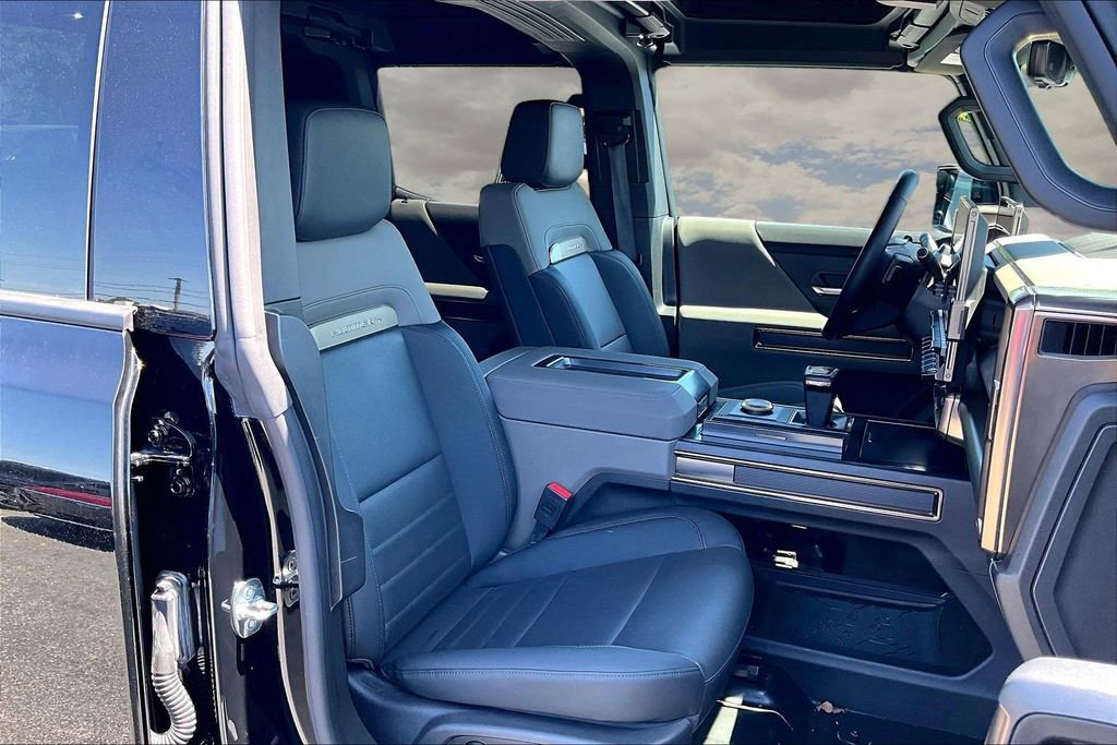 Used 2024 GMC Hummer EV 3X w/ Extreme Off-Road Package AWD/4WD image 30