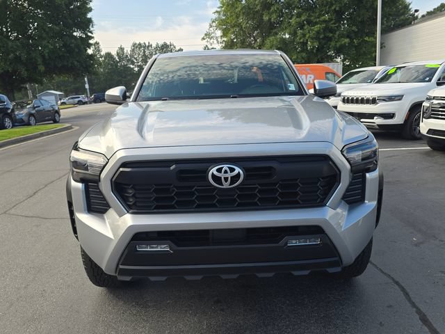 Used 2024 Toyota Tacoma TRD Off-Road AWD/4WD image 7