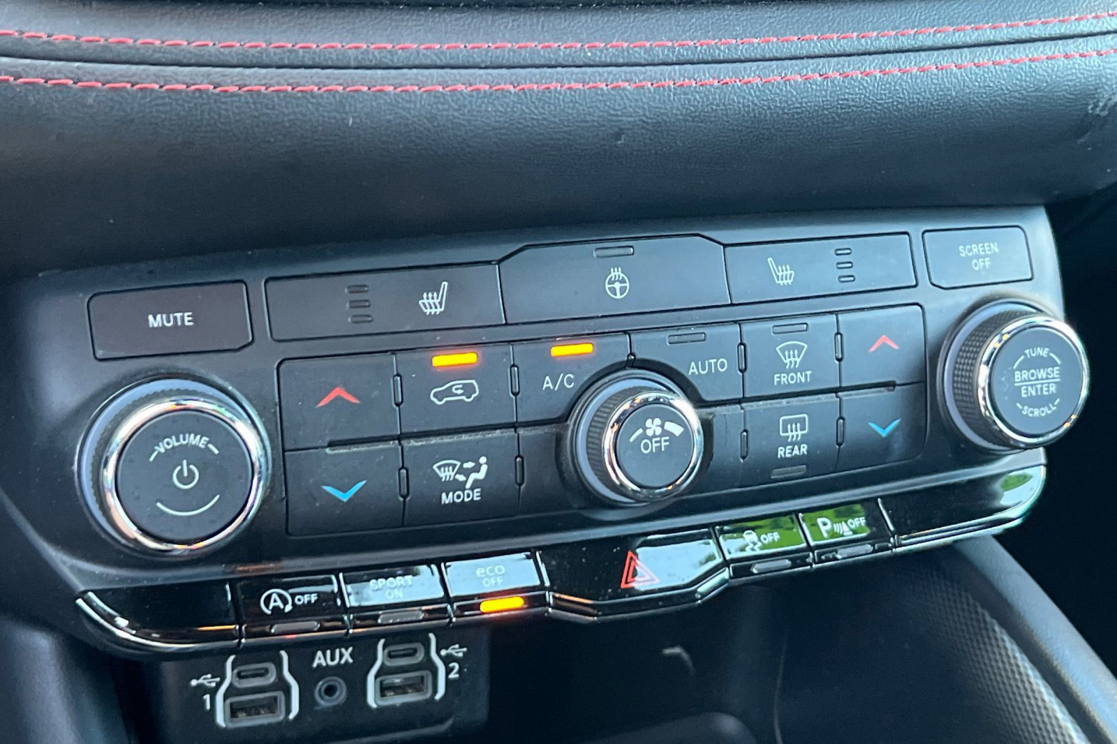 Used 2023 Dodge Durango GT image 21