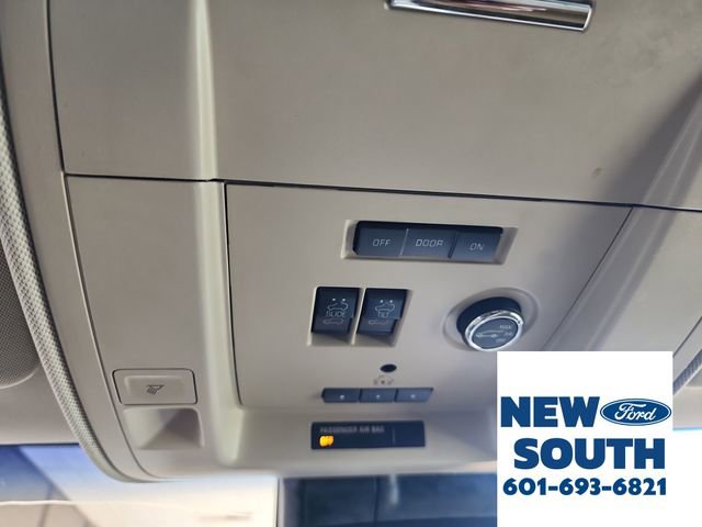 Used 2016 GMC Yukon SLT w/ Open Road Package image 25