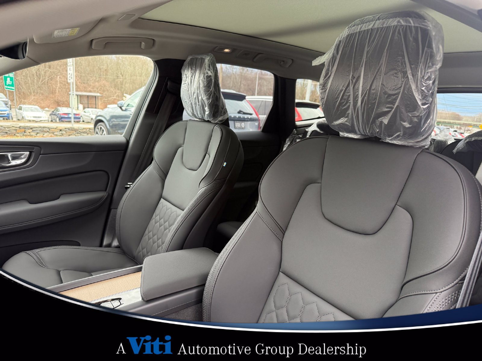 Used 2026 Volvo XC60 B5 Plus w/ Protection Package Premier AWD/4WD image 13