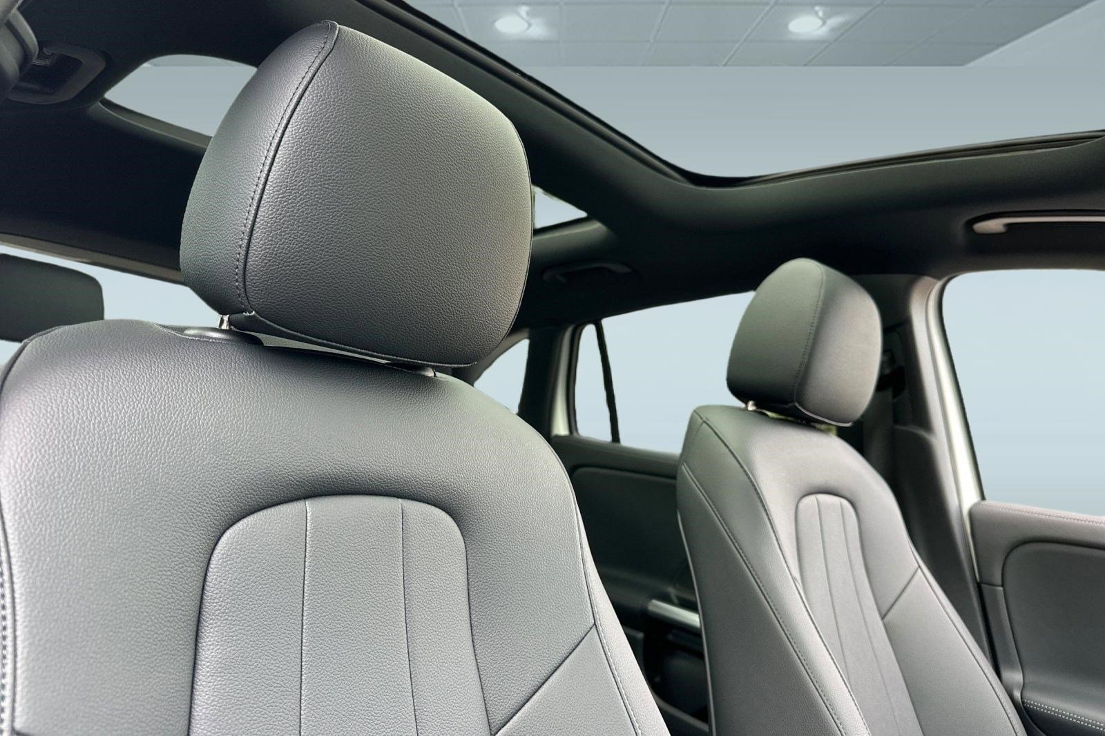 Used 2026 Mercedes-Benz GLA 250 image 14