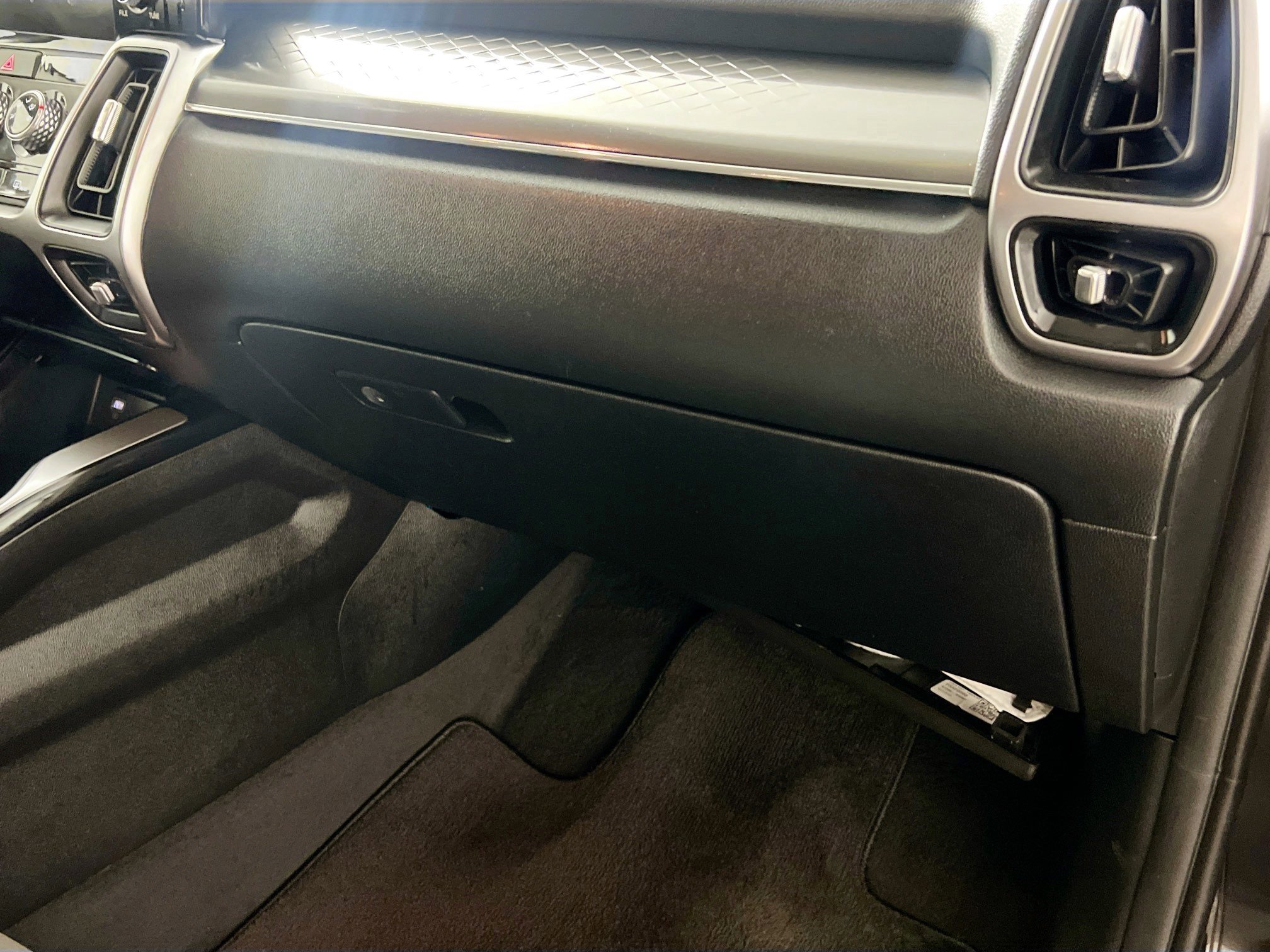 Used 2023 Kia Sorento LX FWD image 34