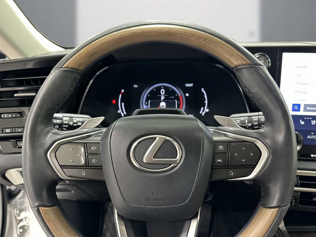 Used 2023 Lexus RX 350 FWD w/ Accessory Package image 22