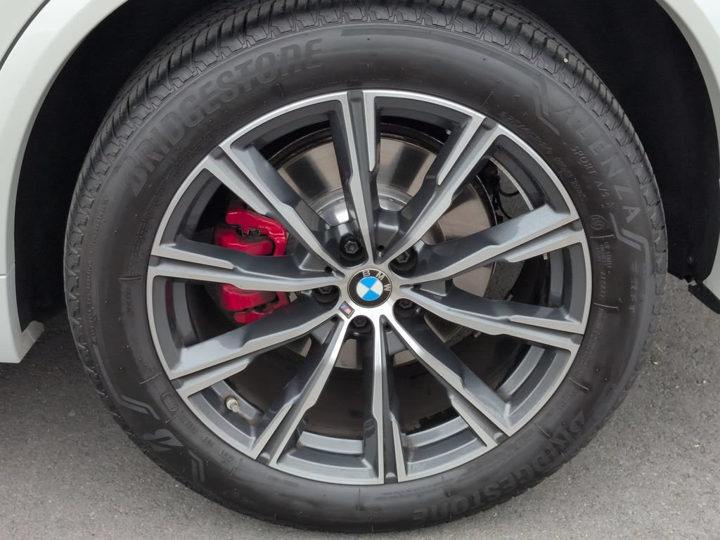Used 2026 BMW X5 xDrive40i w/ Executive Package AWD/4WD image 26