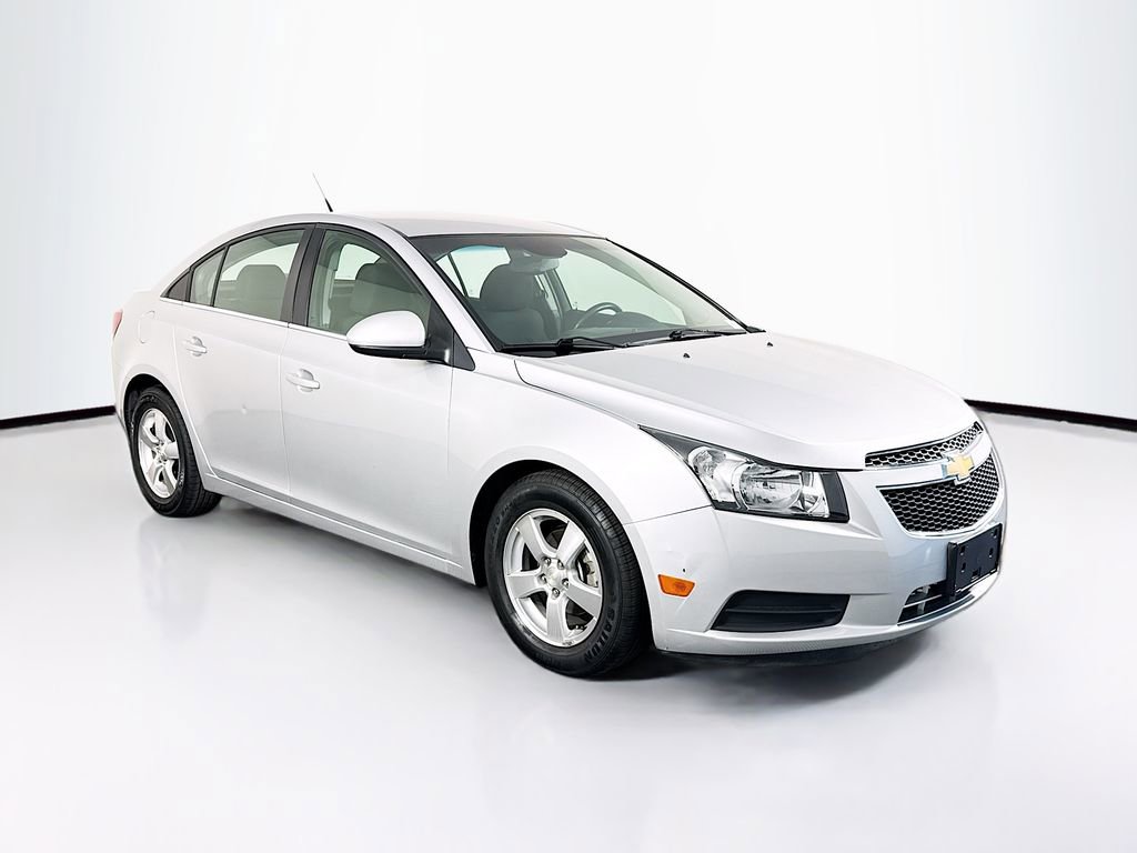 Used 2012 Chevrolet Cruze LT image 3