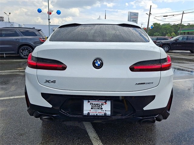 Used 2025 BMW X4 xDrive30i w/ Premium Package image 22