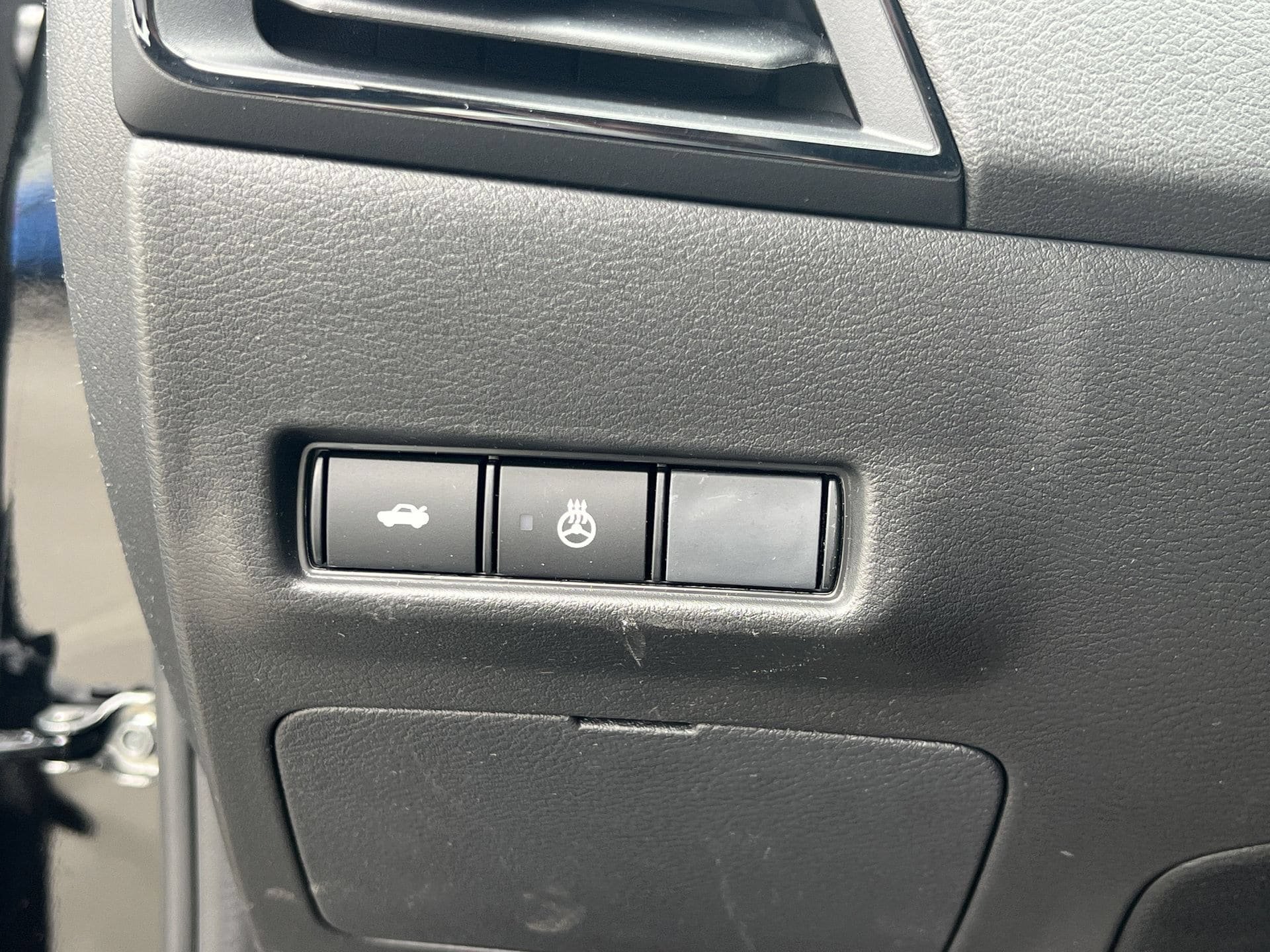 New 2026 Nissan Sentra SV w/ SV Convenience Package FWD image 12