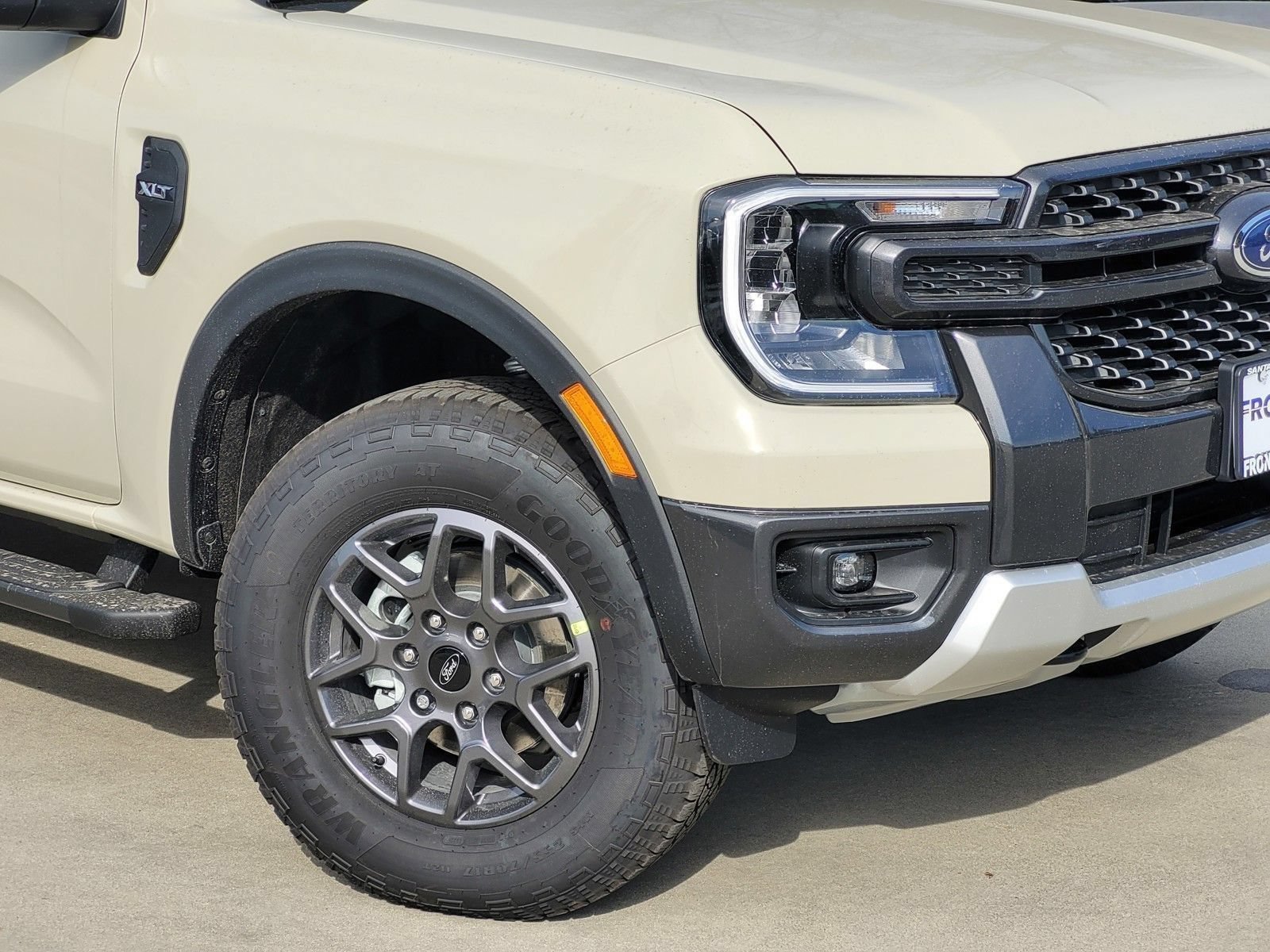 New 2025 Ford Ranger XLT w/ FX4 Off-Road Package AWD/4WD image 5