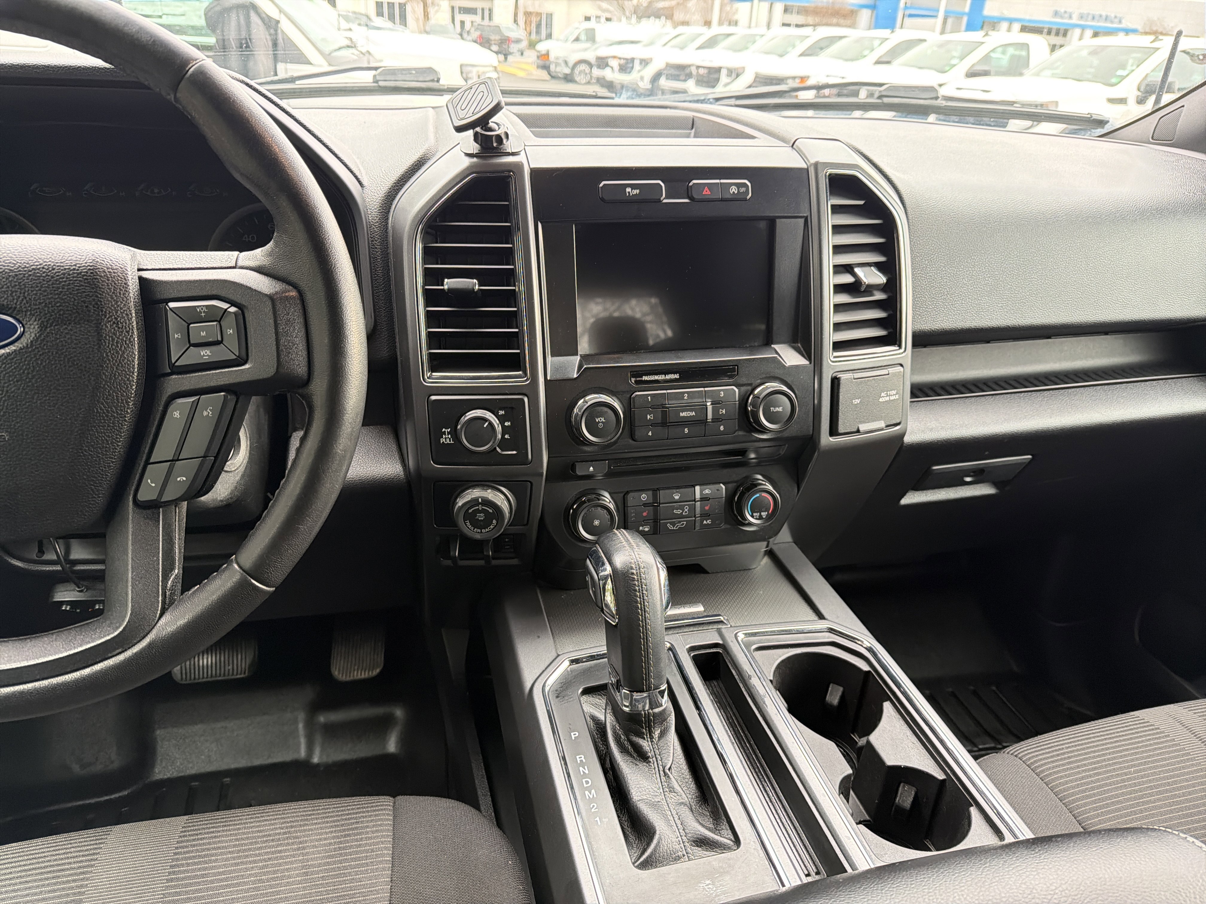 Used 2017 Ford F150 XLT w/ Equipment Group 302A Luxury image 28