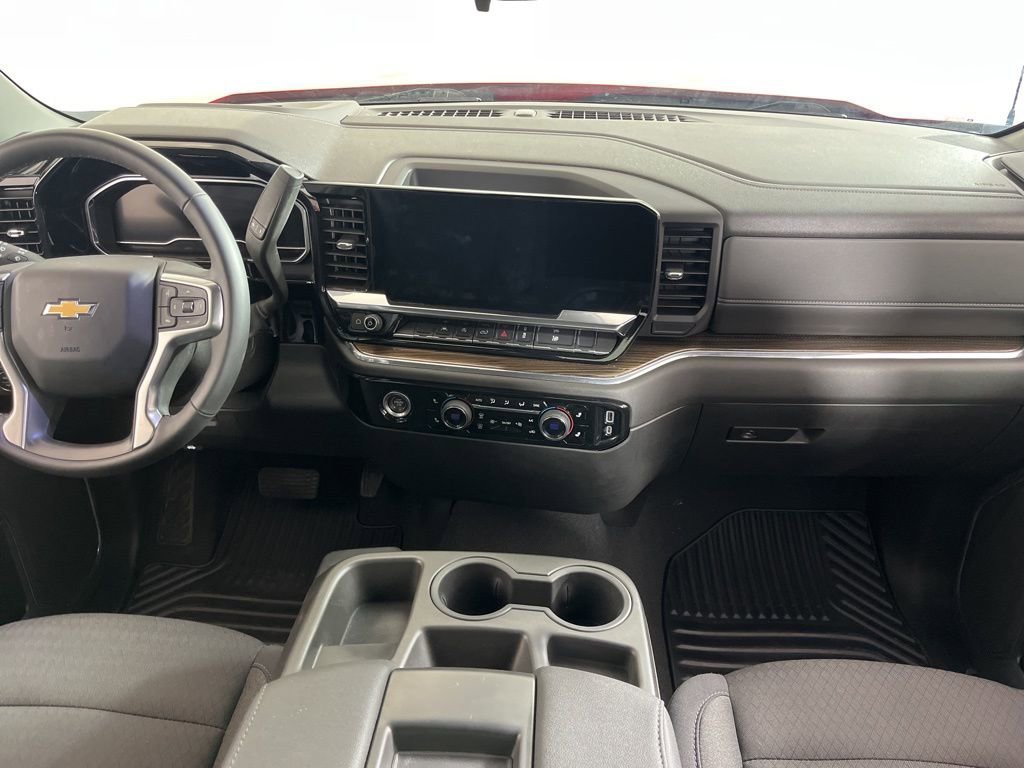Used 2024 Chevrolet Silverado 1500 LT image 14