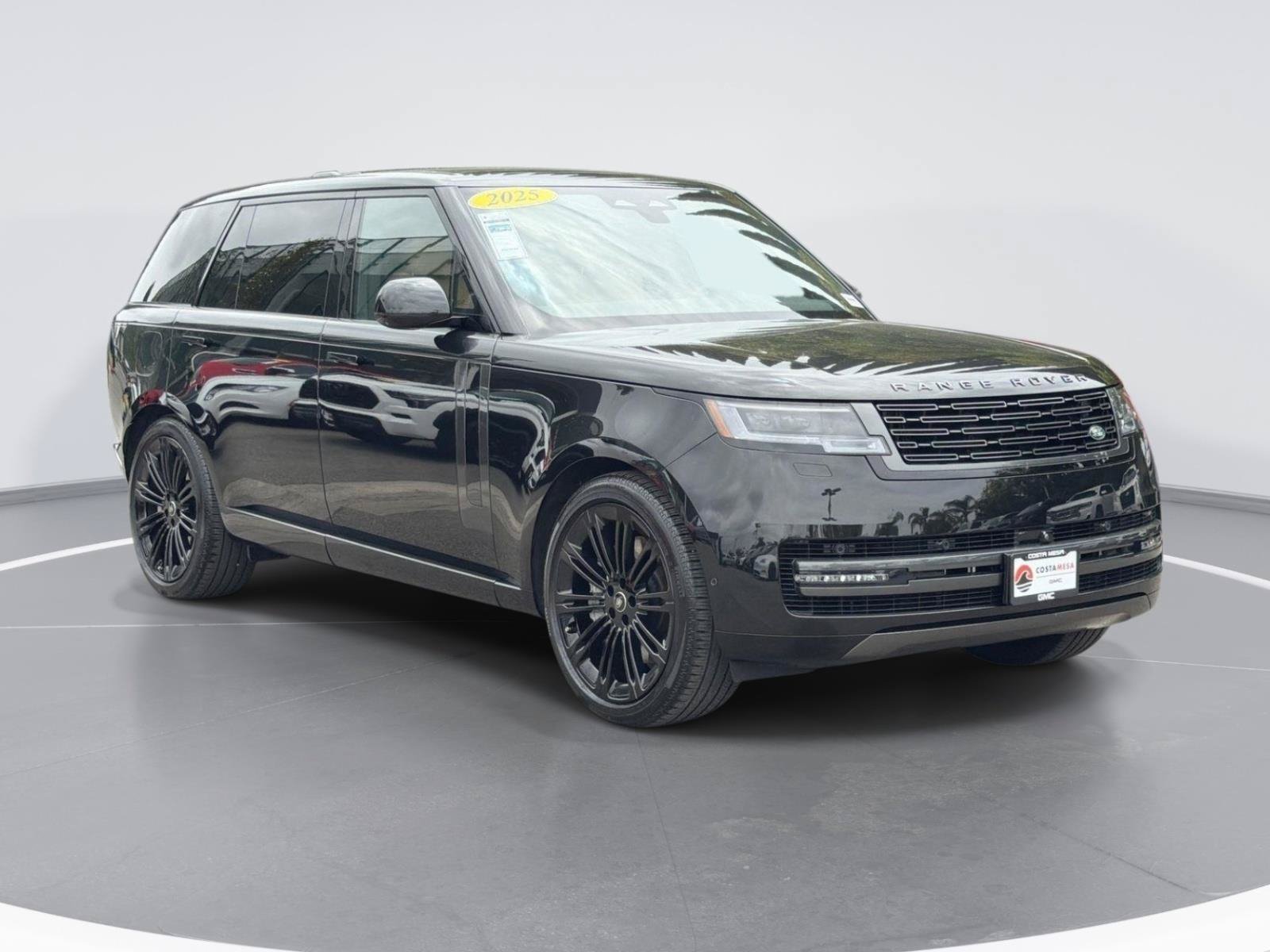 Used 2025 Land Rover Range Rover Long Wheelbase SE AWD/4WD video 1