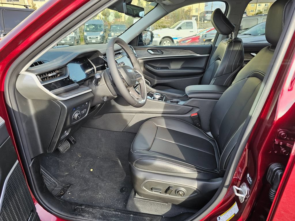 New 2024 Jeep Grand Cherokee Limited 4xe w/ Luxury Tech Group II AWD/4WD image 17
