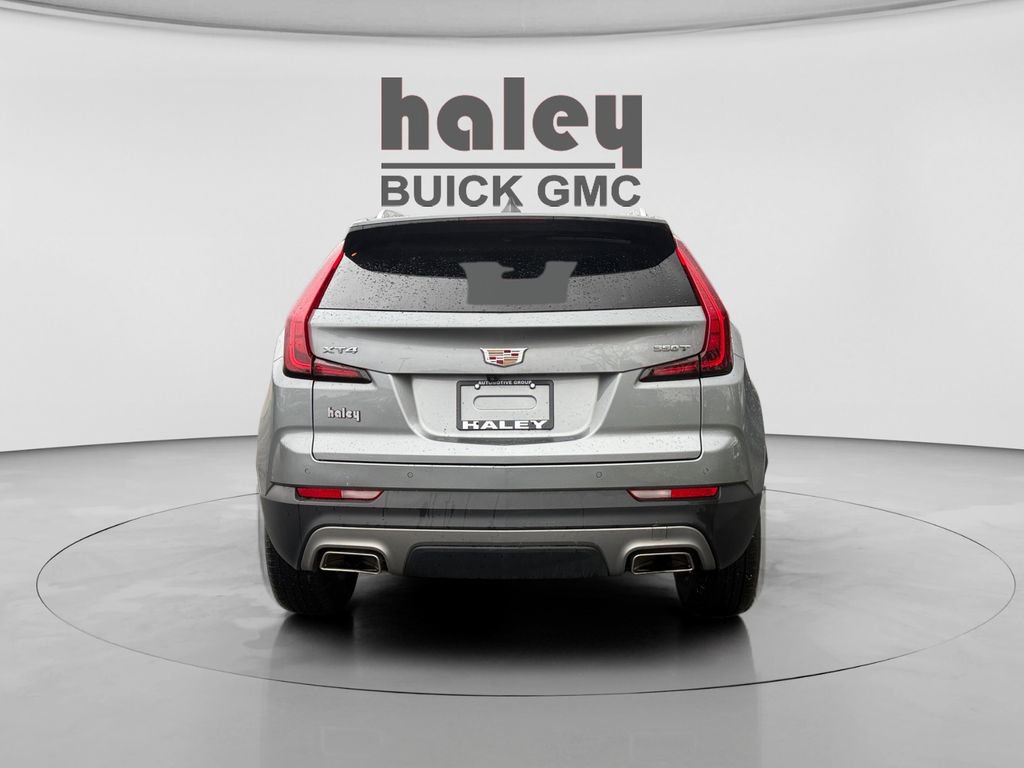 Used 2023 Cadillac XT4 Premium Luxury FWD image 4