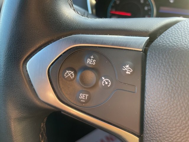 Used 2023 Chevrolet Traverse LT image 25