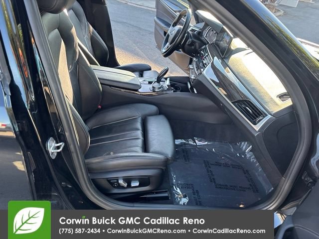 Used 2018 BMW 530i xDrive AWD/4WD image 37