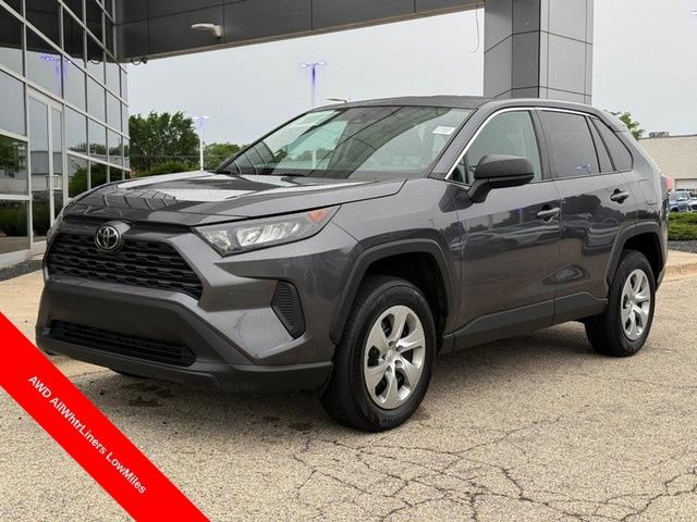Used 2022 Toyota RAV4 LE AWD/4WD image 7