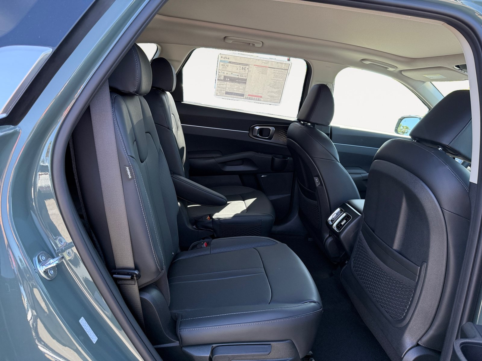 New 2026 Kia Sorento EX w/ EX Premium Package AWD/4WD image 18
