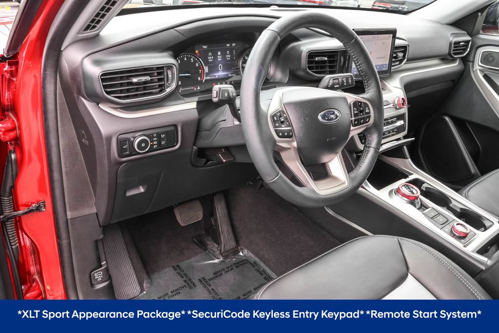 Used 2024 Ford Explorer XLT w/ Equipment Group 202A AWD/4WD image 5