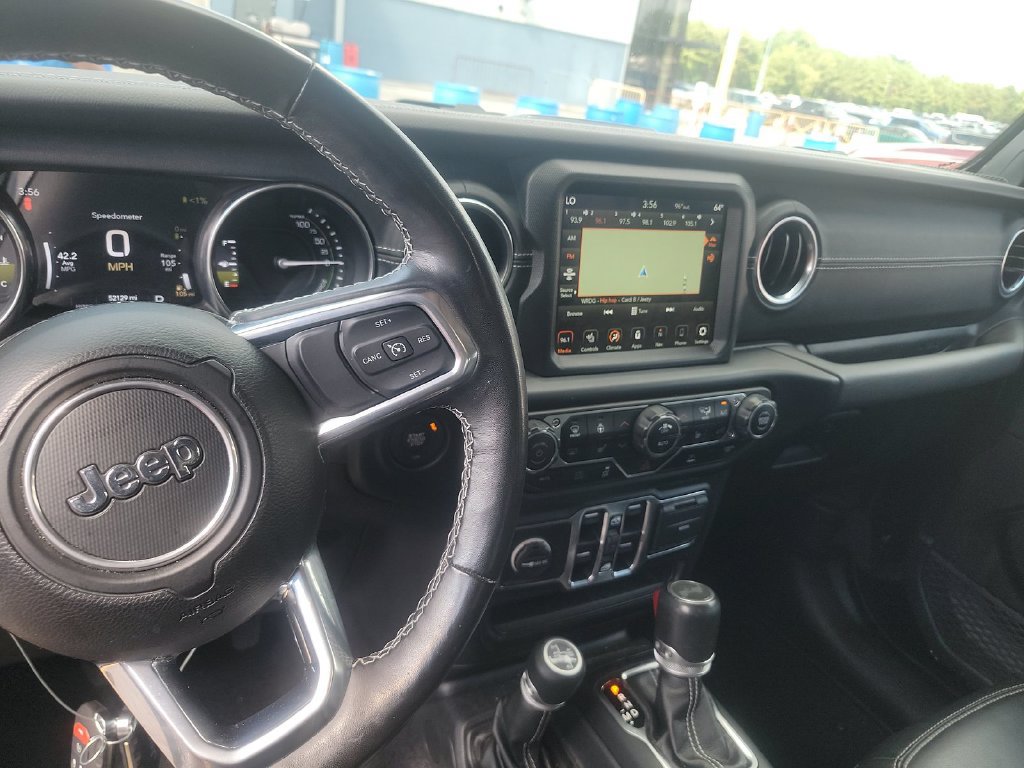 Used 2022 Jeep Wrangler Unlimited Sahara w/ Cold Weather Group AWD/4WD image 6