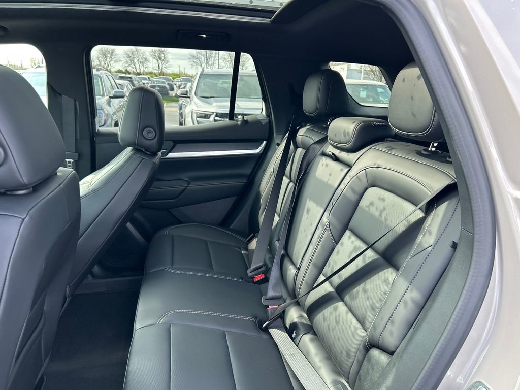 New 2026 GMC Terrain Elevation w/ Elevation Premium Package AWD/4WD image 35