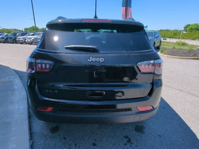New 2026 Jeep Compass Latitude AWD/4WD image 27