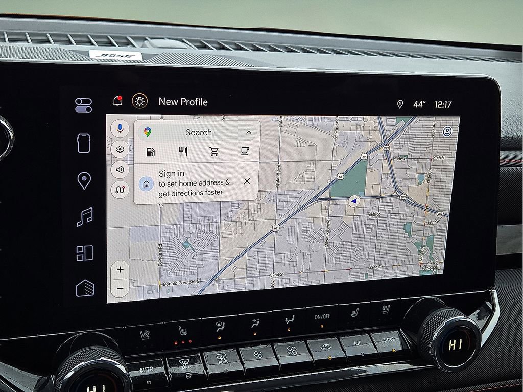 Used 2025 Chevrolet Colorado Z71 w/ Technology Package image 25