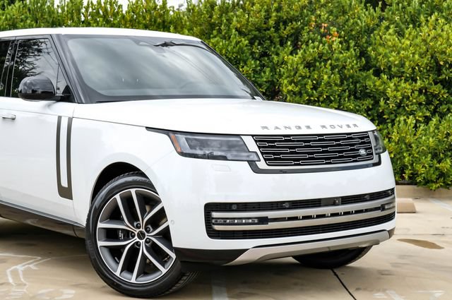 New 2026 Land Rover Range Rover SE AWD/4WD image 9