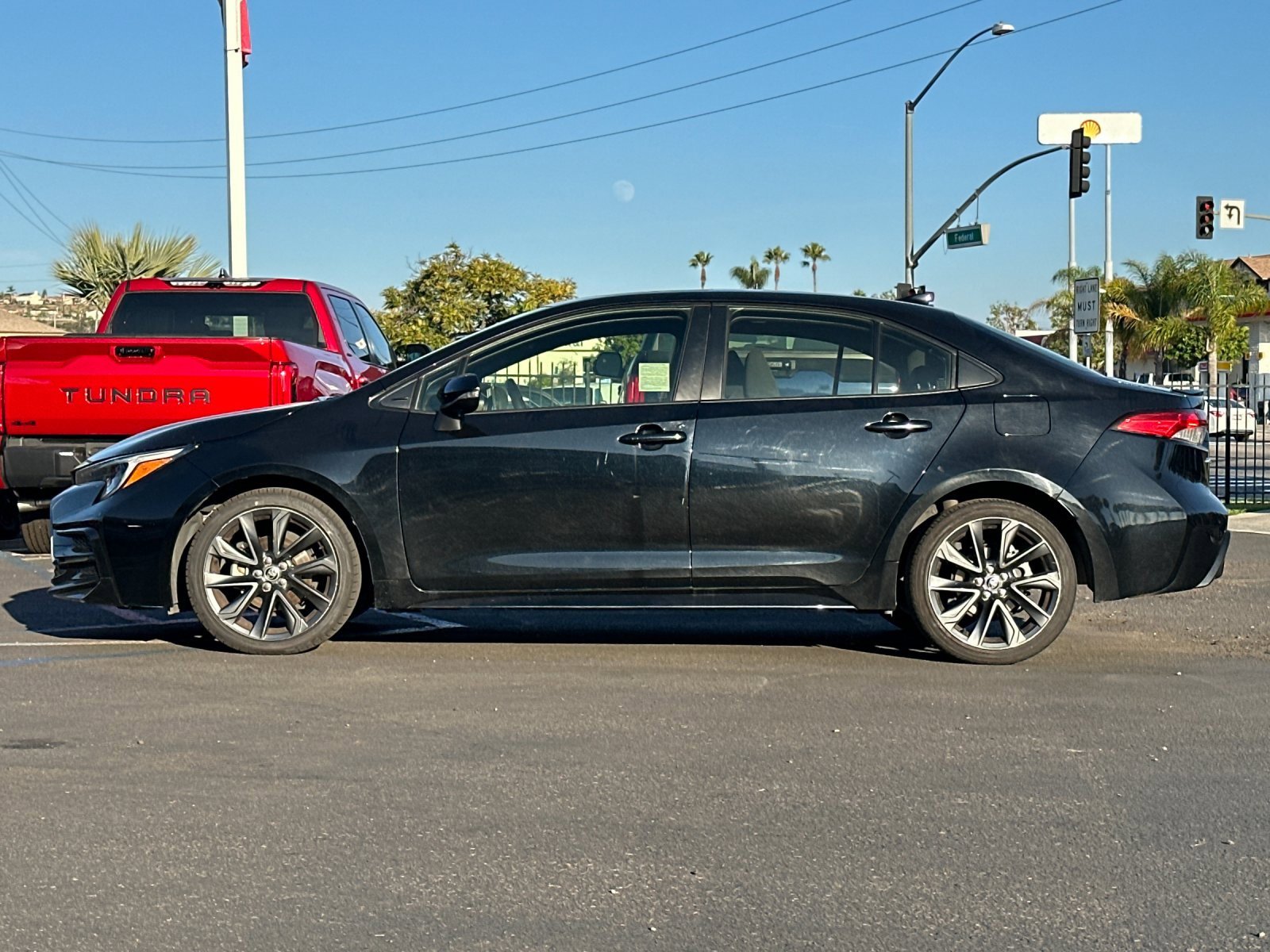 Used 2024 Toyota Corolla SE image 2