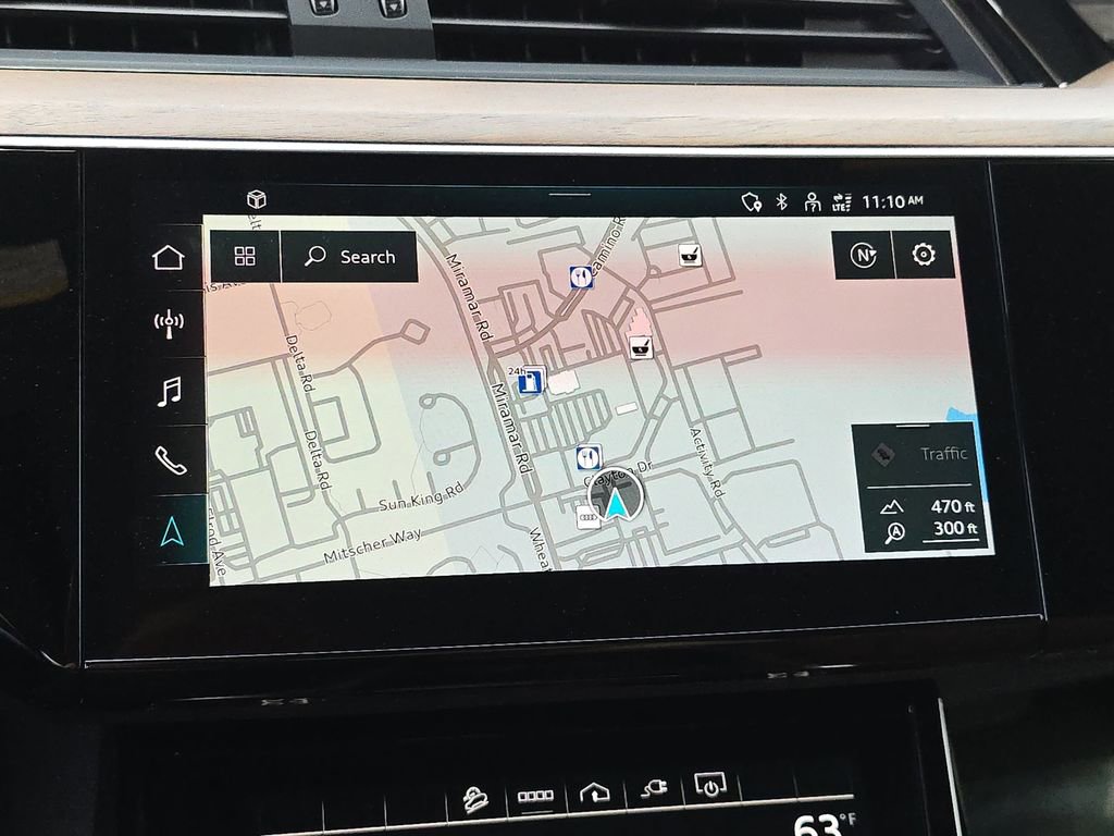 Certified 2024 Audi Q8 e-tron Premium Plus image 25