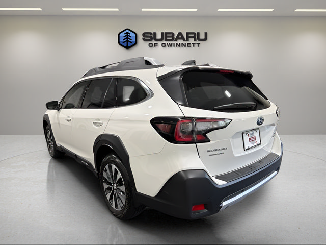 Used 2025 Subaru Outback Touring w/ Popular Package #2 AWD/4WD image 3