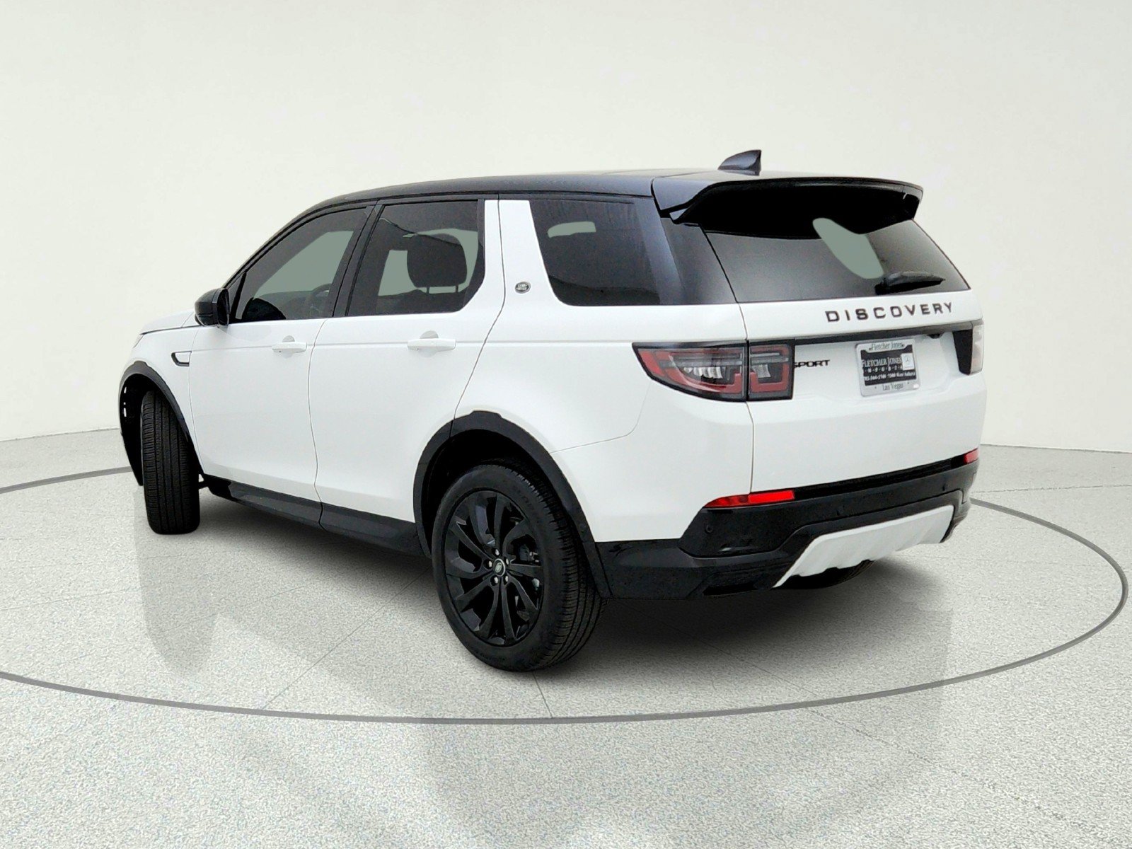 Used 2024 Land Rover Discovery Sport Dynamic SE AWD/4WD image 12