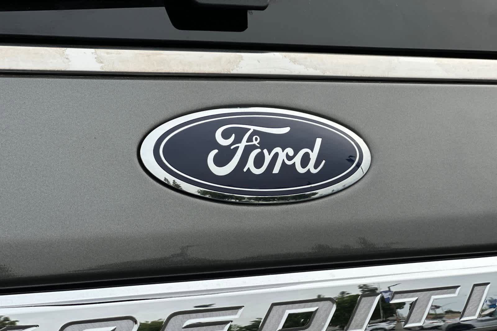 Used 2019 Ford Expedition XLT w/ Equipment Group 202A image 29