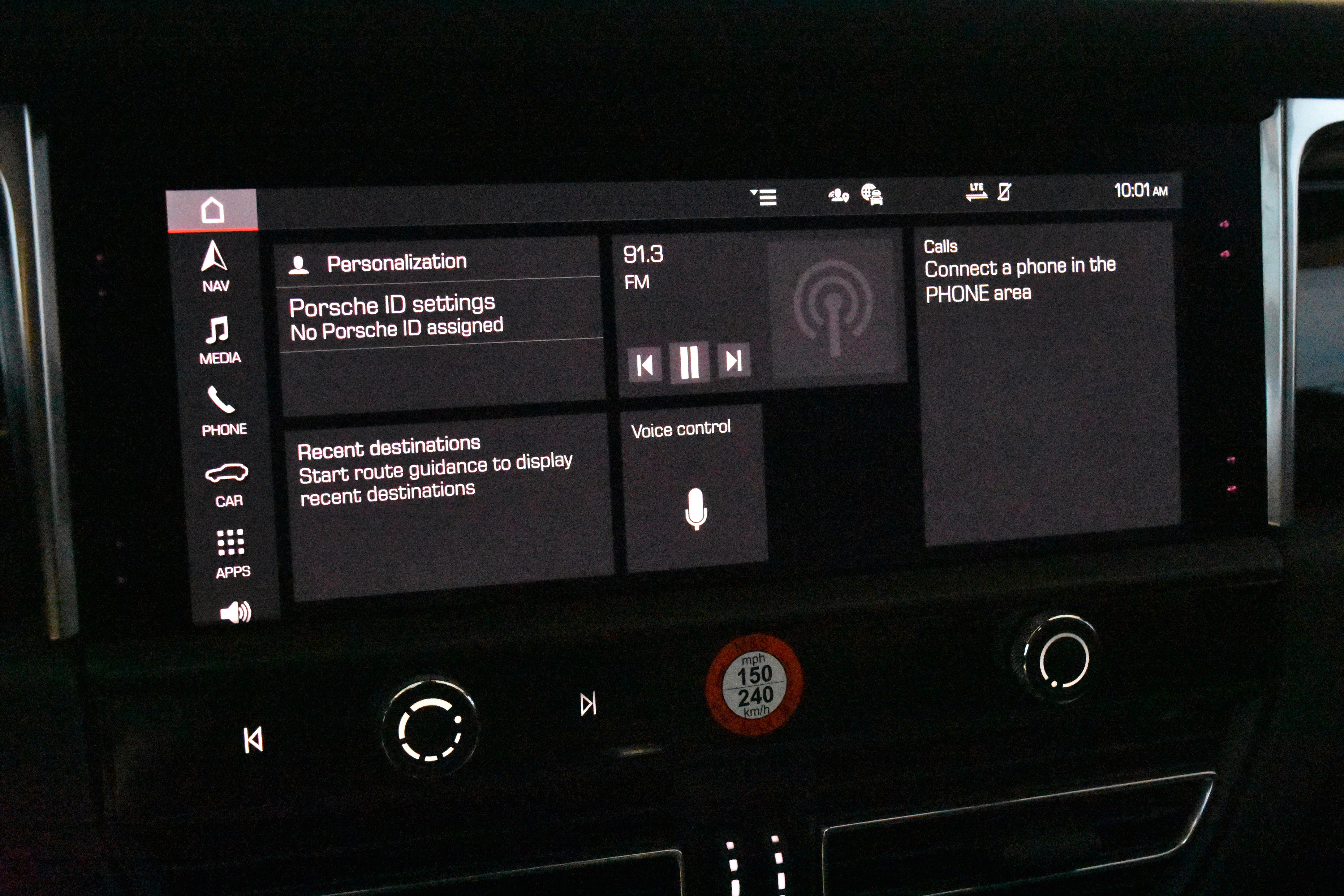 New 2026 Porsche Macan Turbo image 13