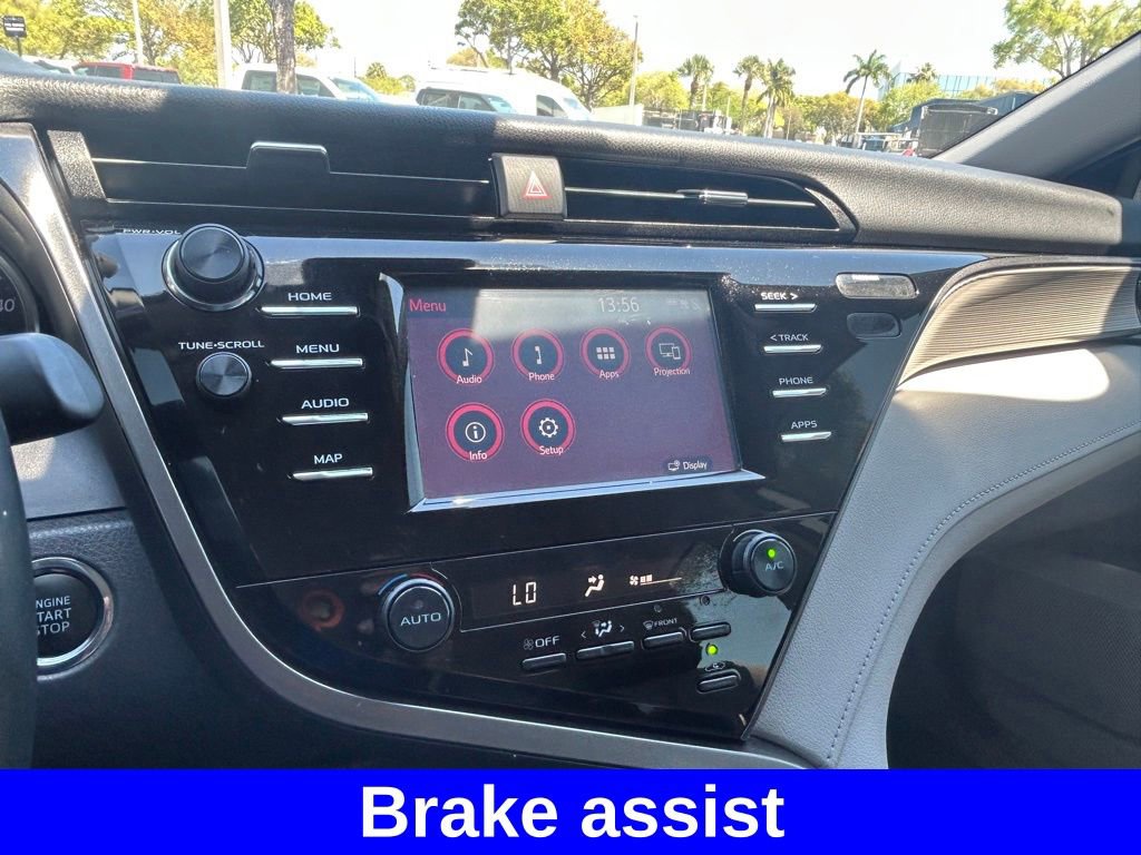 Used 2019 Toyota Camry SE w/ Convenience Package image 11