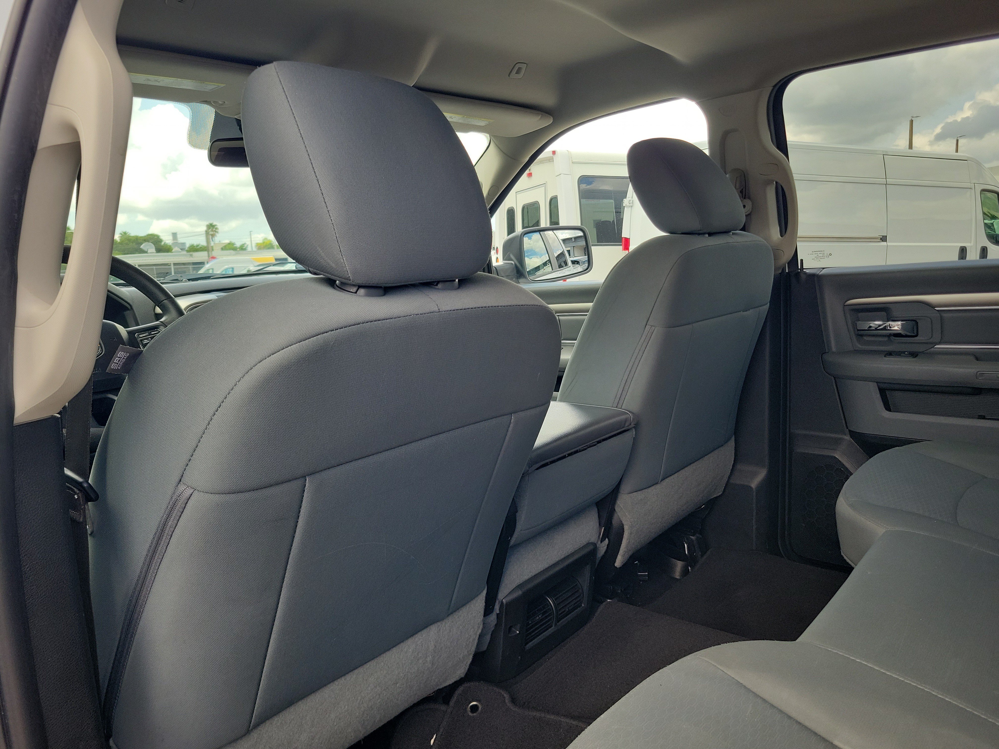Used 2019 RAM 1500 Classic SLT RWD image 15