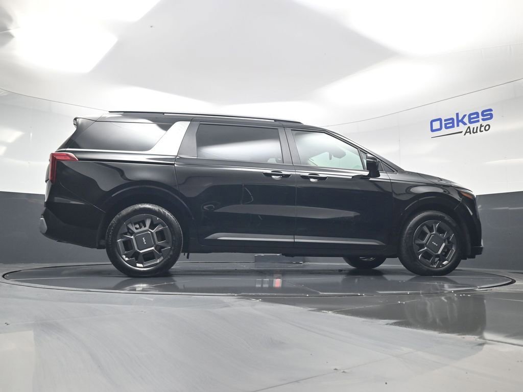 Certified 2026 Kia Carnival EX image 47