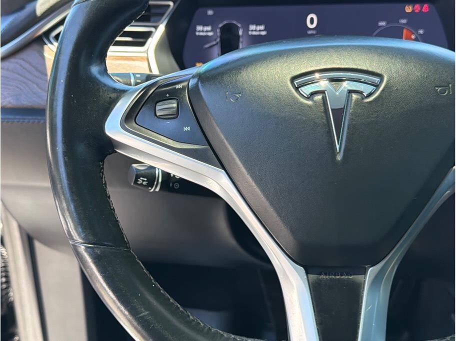 Used 2017 Tesla Model X 100D AWD/4WD image 9