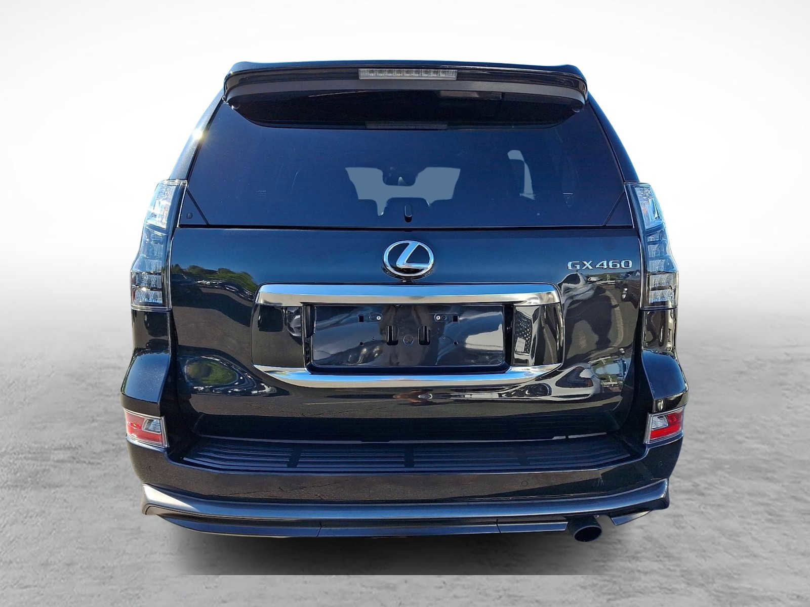Used 2023 Lexus GX 460 Luxury w/ Sport Design Package AWD/4WD image 5