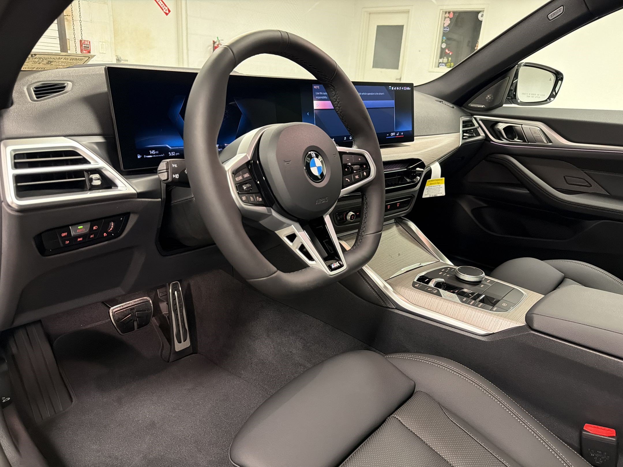 New 2026 BMW 430i w/ M Sport Package RWD image 4