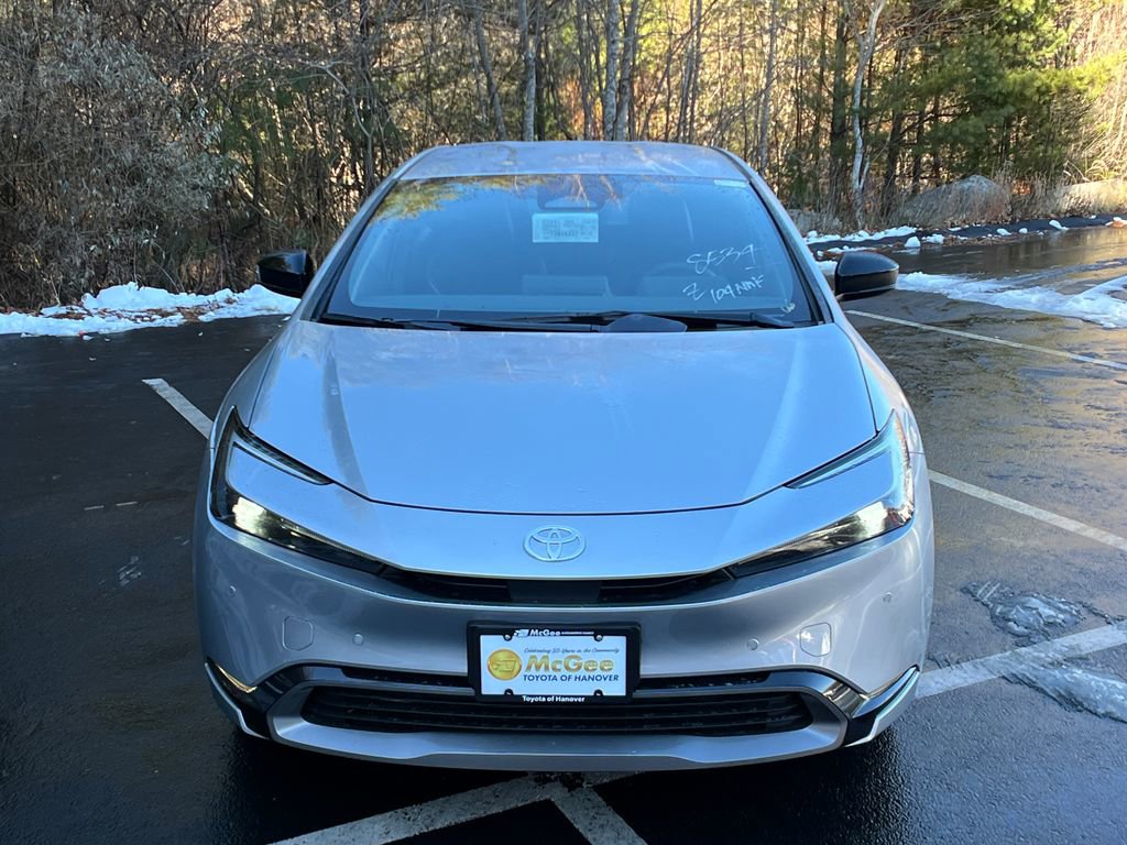 New 2026 Toyota Prius XLE image 8