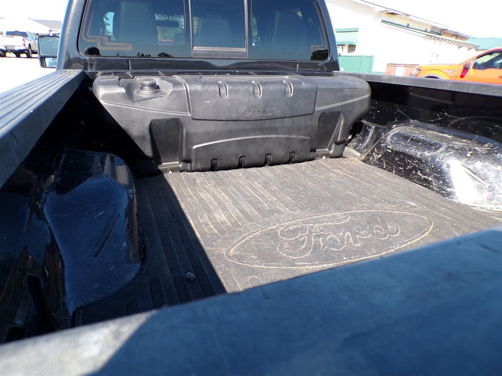 Used 2015 Ford F250 Lariat w/ Lariat Ultimate Package image 12