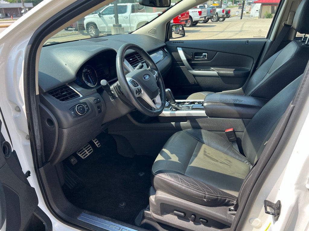 Used 2014 Ford Edge Sport w/ Driver Entry Package AWD/4WD image 15