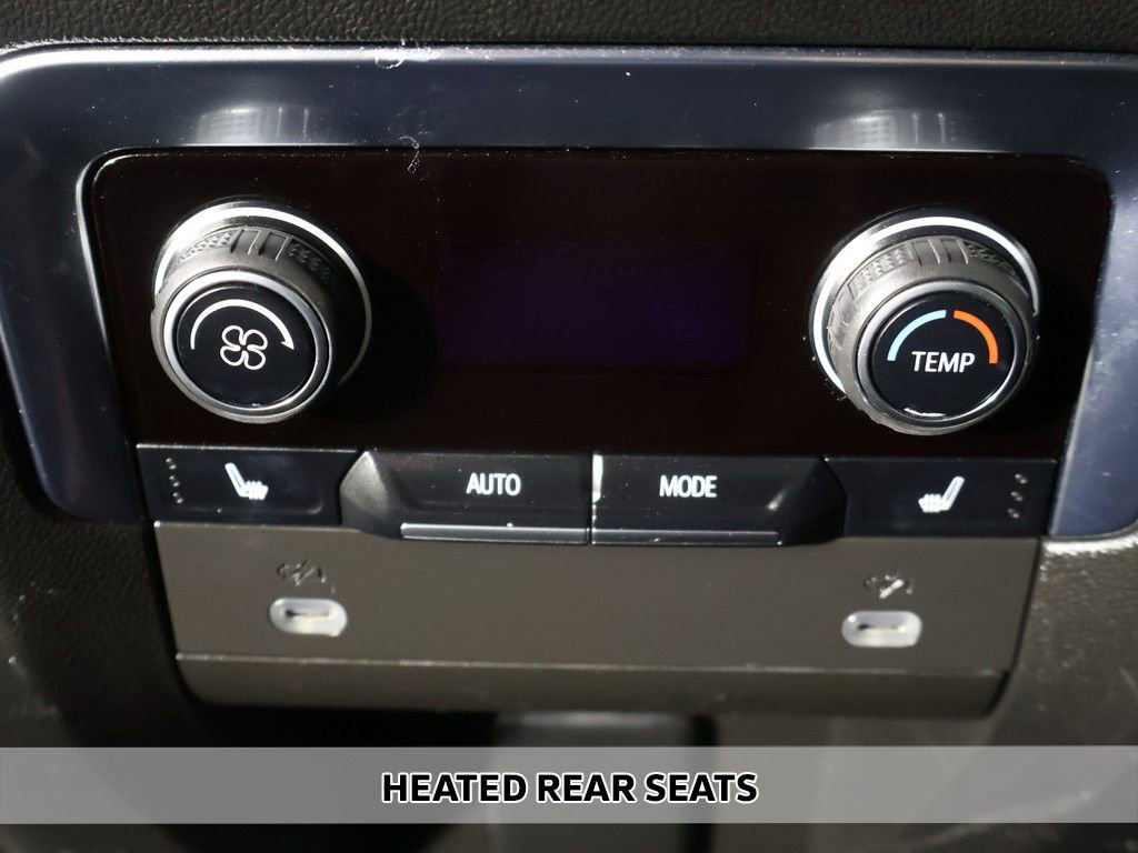 Used 2023 Chevrolet Suburban Premier AWD/4WD image 8