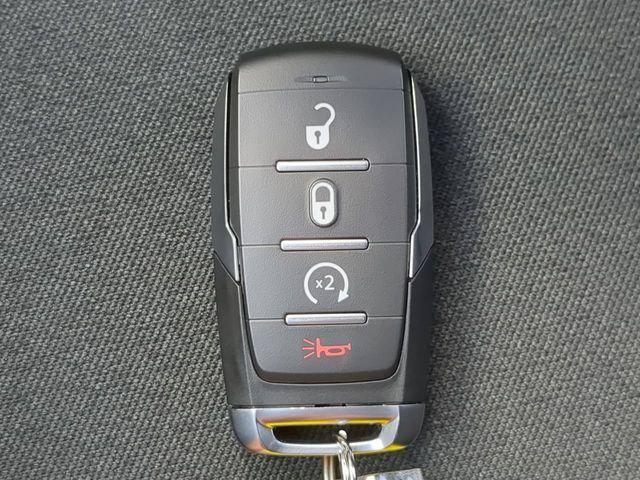 Certified 2026 RAM 3500 Big Horn AWD/4WD image 35
