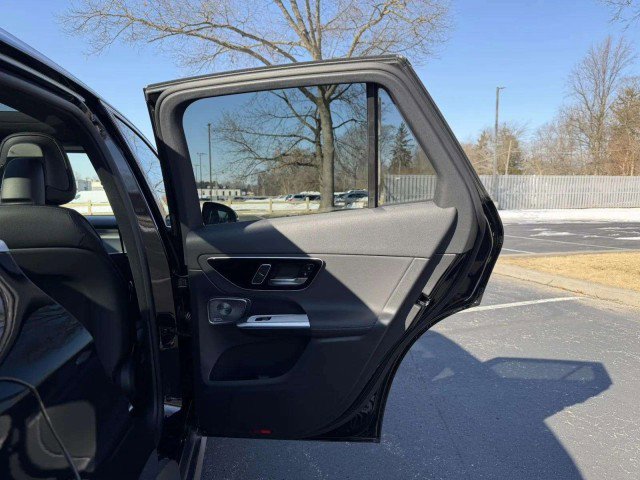 Certified 2025 Mercedes-Benz GLC 300 4MATIC image 25