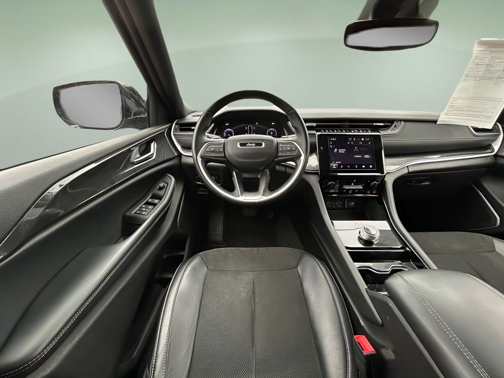 Certified 2022 Jeep Grand Cherokee L Laredo image 19