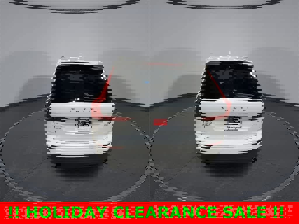 Used 2020 Volvo XC60 T5 Momentum image 7